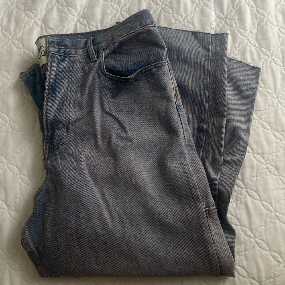 BDG Cropped Jeans